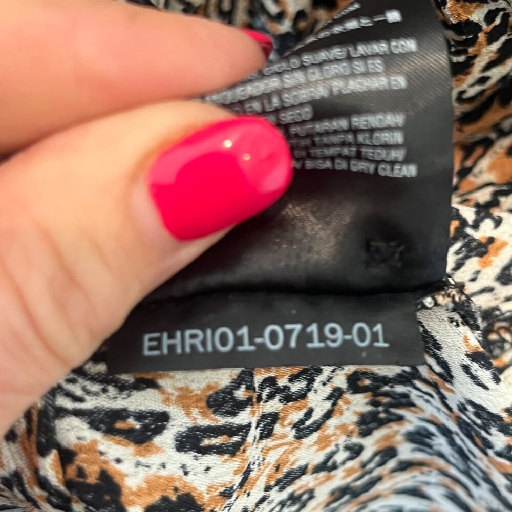 Volcom 1 Minute More Leopard Print Fitted Button … - image 5